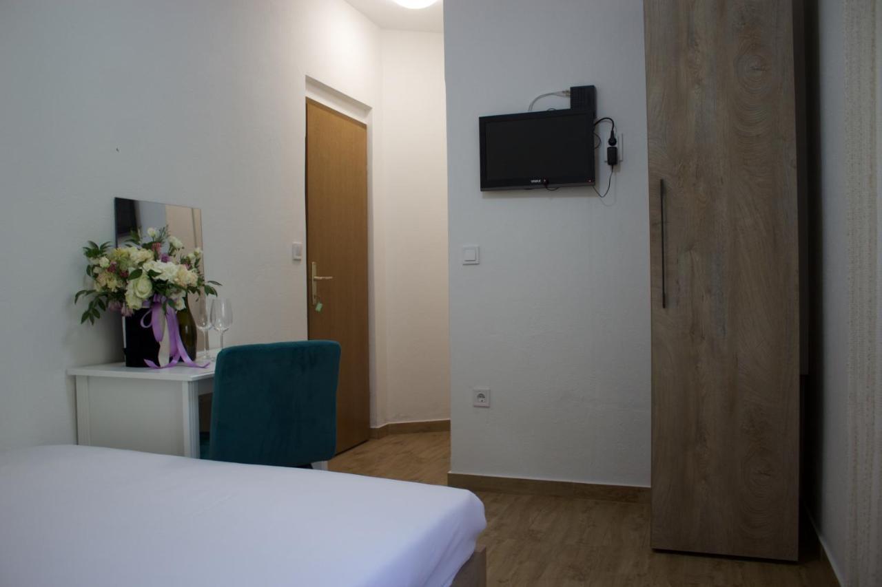 Apartmani Bauk Pucisca Dış mekan fotoğraf