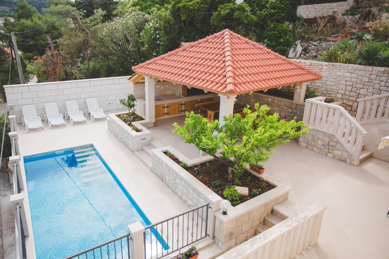 Apartmani Bauk Pucisca Dış mekan fotoğraf